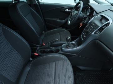 Opel Astra J Sedan 1.6 CDTI ecoFLEX 110KM 2016 Opel Astra 1.6 CDTI, Salon Polska, Klima, zdjęcie 8