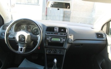 Volkswagen Polo V Hatchback 5d 1.6 TDI-CR DPF 90KM 2011 Volkswagen Polo 1.6 Diesel 90KM, zdjęcie 10