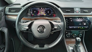 Skoda Superb III Scout 2.0 TSI 280KM 2022 Skoda Superb Combi Scout 2.0TSI 280KM 4X4 Hak Kame, zdjęcie 14