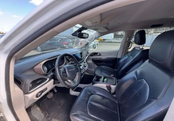 Chrysler Pacifica II 3.6 V6 291KM 2017 Chrysler Pacifica 2017 Chrysler Pacifica Touring L - w POLSCE po oplatach, zdjęcie 9