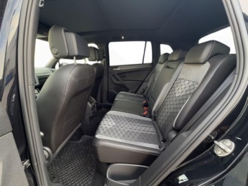 Volkswagen Tiguan II SUV Facelifting 2.0 TSI 190KM 2022 Volkswagen Tiguan 2.0 TSI 190 KM 4Mot. R-Line DSG, fv23, Gwarancja, Serwis, zdjęcie 25