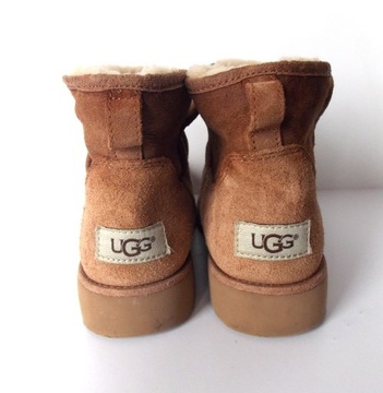 UGG AUSTRALIA HOLOGRAM SKÓRA 33 jp 22