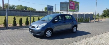Toyota Yaris II Hatchback 5d 1.0 VVT-i 69KM 2010 Toyota Yaris benz ,bezwypadek ,ks serwis,zadbana,klimatyzacja Benzyna 69KM, zdjęcie 1
