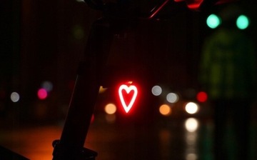 СВЕТОДИОДНАЯ ЗАДНЯЯ ВЕЛОСИПЕДНАЯ ФОНАРЬ АККУМУЛЯТОРНАЯ СЕРДЦЕ