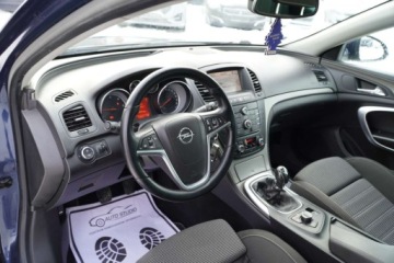 Opel Insignia I Sports Tourer 2.0 CDTI ECOTEC 160KM 2010 Opel Insignia Duza-Navi XenonLED Parktronic Tempomat Multifunkcja Klimatro, zdjęcie 9