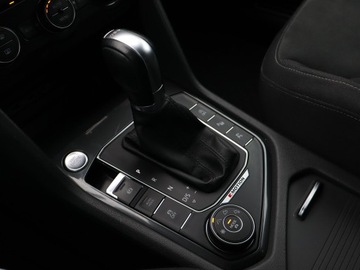 Volkswagen Tiguan Allspace SUV 2.0 TSI 180KM 2018 VW Tiguan Allspace 2.0 TSI, Salon Polska, zdjęcie 17