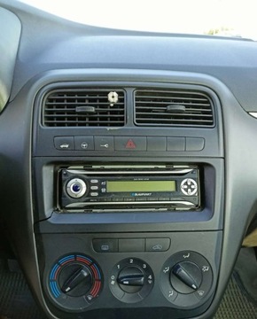 Fiat Punto Grande Punto Hatchback 5d 1.4 8v 77KM 2007 Fiat Grande Punto Fiat Grande Punto 1.4 Benzyna 77KM, zdjęcie 9