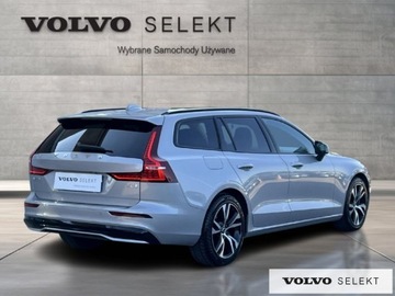 Volvo V60 II  Kombi Facelifting 2.0 B4 B 197KM 2024 Volvo V60 V60 B4 B Plus Dark Pakiet Climate Driver, zdjęcie 8