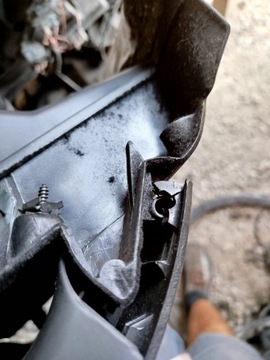 SCHOWEK KLAMKA VW PASSAT B5 FL 3B1857101