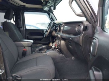 Jeep Wrangler IV 2023 Jeep Wrangler 2023 JEEP WRANGLER 4-DOOR SPORT ALTITUDE 4X4 2.0 Benzyna, zdjęcie 8