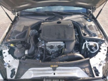 Mercedes Klasa C W205 Kabriolet Facelifting 2.0 300 258KM 2019 Mercedes-Benz Klasa C MERCEDES-BENZ C 300 2.0 Benzyna 259KM, zdjęcie 11