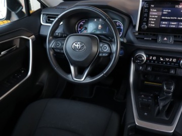 Toyota RAV4 V SUV 2.5 Hybrid Dynamic Force 218KM 2020 Toyota RAV 4 2.5 Hybrid, Salon Polska, zdjęcie 5