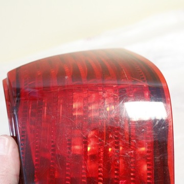 5068 Honda Goldwing GL1800 Lampa kufra central PRAWA