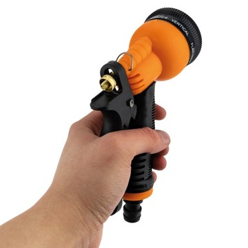 Пистолет для садового шланга с 8 функциями.