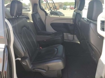 Chrysler Pacifica II 2022 Chrysler Pacifica 2022, 3.6L, TOURING L, po gradobiciu 3.6 Benzyna 287KM, zdjęcie 9