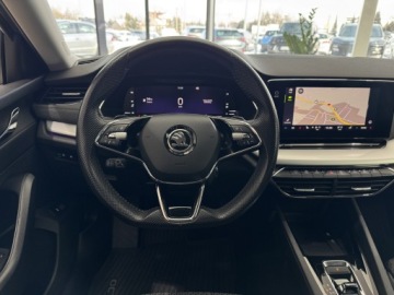Skoda Octavia III Kombi Facelifting 2.0 TDI 150KM 2020 Skoda Octavia Style / HUD / Ambiente / Kamera / Bl, zdjęcie 13