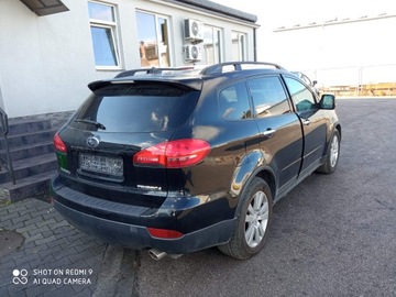 VÍKO KUFRU SKLO (OKNO) ZADNÍ KUFRU SUBARU TRIBECA 07-14 ČERNÁ