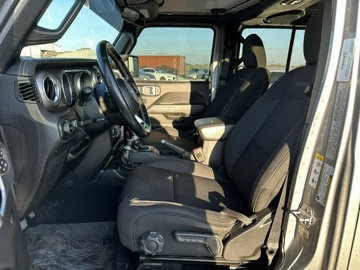 Jeep Wrangler IV Sport 4d Seria 5  2.0 GME Turbo  272KM 2019 Jeep Wrangler Sahara 2.0T 272KM 4x4 2019r. Hardtop, zdjęcie 12