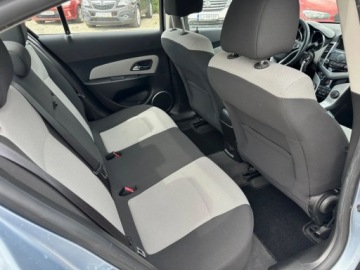 Chevrolet Cruze Sedan 1.6 16V DOHC 124KM 2011 Chevrolet Cruze Przebieg 92tyskm!!! bezwypadkowy 1.6 Benzyna 124KM, zdjęcie 10