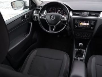 Skoda Rapid II Spaceback 1.6 TDI 115KM 2016 Skoda Rapid Spaceback 1.6 TDI, Salon Polska, zdjęcie 6