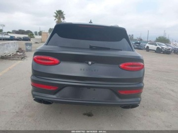 Bentley Bentayga 2021 Bentley Bentayga First Edition, 2021r., 4x4, 4.0L V8 4.0 Benzyna 542KM, zdjęcie 5