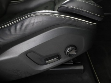 Volvo XC60 II Crossover T5 250KM 2019 Volvo XC 60 R-design, Kamera, Navi, Podg.fotele,, zdjęcie 37
