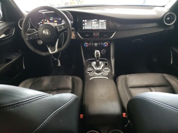 Alfa Romeo Giulia II Sedan Facelifting 2.0 Turbo 280KM 2020 Alfa Romeo Giulia 2020 2.0l 2.0 Benzyna 280KM, zdjęcie 8