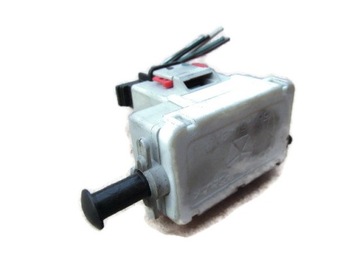 Cherokee Liberty KJ LIFT Czujnik stop stopu P56045043AG