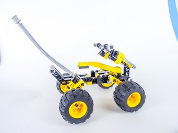 LEGO TECHNIC 8240 / Мотоцикл для трюков Slammer