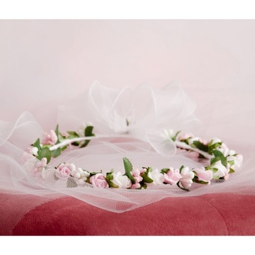 Wianek komunijny z piankowych kwiatków róż biel