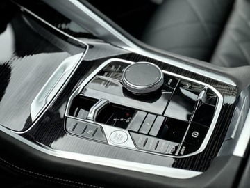 BMW X6 G06 SUV Facelifting 3.0 30d 298KM 2025 BMW X6 xDrive30d Sport Suv 3.0 (298KM) 2025, zdjęcie 11