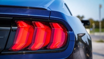 Ford Mustang VI 2019 Ford Mustang Ford Mustang Premium Package 2019 2.3 Benzyna 310KM, zdjęcie 6