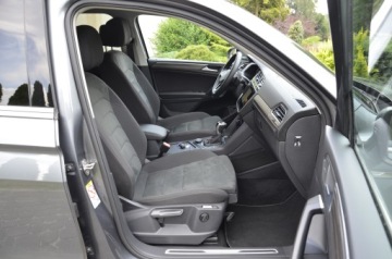 Volkswagen Tiguan Allspace SUV Facelifting 2.0 TDI SCR 200KM 2022 Volkswagen Tiguan Allspace 2.0 TDI DSG 200KM 4Motion FULL Matrix SerwisASO, zdjęcie 15