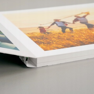 Фотоальбом 15х15см с твердыми страницами, квадрат, 10 страниц.