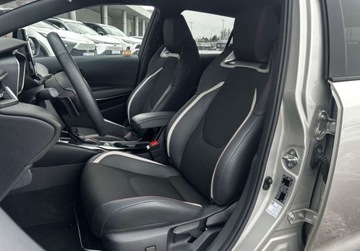 Toyota Corolla XII TS Kombi Facelifting 2.0 Hybrid Dynamic Force 196KM 2024 Toyota Corolla 2.0 Hybrid 197 KM GR Sport Salon PL ASO FV23 KINTO Lea, zdjęcie 16