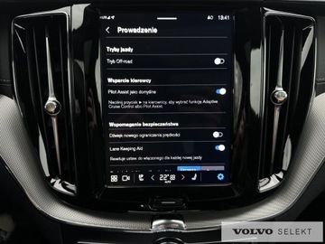Volvo XC60 II 2025 Volvo XC 60 XC60 B5 B AWD Ultra Dark aut, Pakiet C, zdjęcie 31