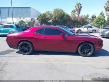 Dodge Challenger III 2018 Dodge Challenger Sxt 2018 3.6l 3.6 Benzyna 305KM, zdjęcie 6