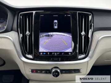 Volvo V60 II  Kombi Facelifting 2.0 B4 197KM 2023 Volvo V60 V60 B4 | Diesel | Plus Bright | | FV23%, zdjęcie 13