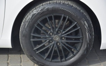 Toyota Auris II Hatchback 5d Facelifting 1.33 Dual VVT-i 99KM 2015 Toyota Auris 1.3B Klima 2015r Oryginal Lakier 2 Kpl Kol Sprowadzony Oplaco, zdjęcie 8