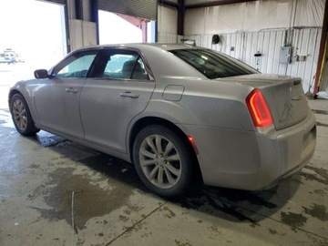 Chrysler 300C II 2017 Chrysler 300 Limited 2017 3.6l 3.6 Benzyna 292KM, zdjęcie 1