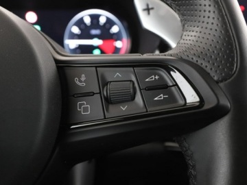 Alfa Romeo Tonale SUV PHEV 1.3 PHEV Q4 280KM 2022 Alfa Romeo Tonale PHEV 4x4 full LED skóra virtual, zdjęcie 35