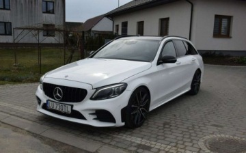 Mercedes Klasa C W205 2019 Mercedes-Benz Klasa C 2.0B AMG 265KM Navi Kamera Aktywne wydechy 123 TYS KM, zdjęcie 4