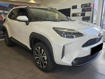 Toyota 2025 Od ręki - Style 1.5 Hybrid 116KM | Podgrzewane fotele!, zdjęcie 1