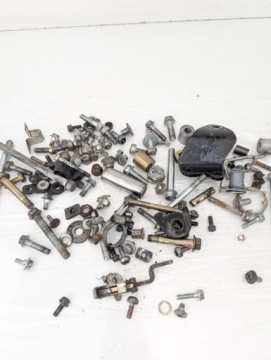 СМЕСЬ ВИНТОВ HONDA HORNET 600