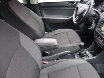 Skoda Rapid II Spaceback 1.6 TDI 105KM 2015 Skoda Rapid Spaceback 1.6 TDI, Salon Polska, zdjęcie 8