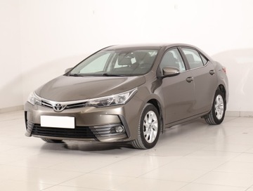 Toyota Corolla XI Sedan Facelifting 1,6 Valvematic 132KM 2017 Toyota Corolla 1.6 Valvematic, Salon Polska, zdjęcie 1