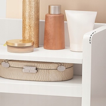 Косметический туалетный столик с зеркалом. Biała большой скандинавский чердак