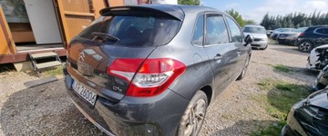 Citroen C4 II Hatchback 5d 1.6 HDi 92KM 2012 Citroen C4 2012r 1.6 HDI. Lekko uszkodzony lewy przod. Jezdzi. 1.6 92KM, zdjęcie 2