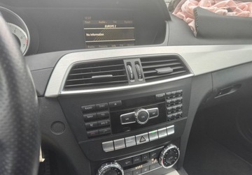 Mercedes Klasa C W204 Limuzyna 1.8 180 CGI BlueEFFICIENCY 156KM 2012 Mercedes-Benz Klasa C Coupe 180 CGI 2012rpakiet AMGserwisowany w ASOpo opl, zdjęcie 11