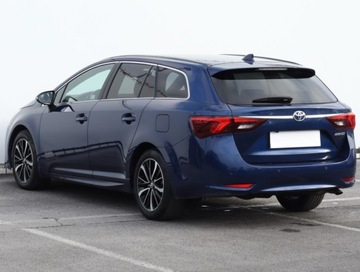 Toyota Avensis III Wagon Facelifting 2015 2.0 D-4D 143KM 2017 Toyota Avensis 2.0 D-4D, Salon Polska, Skóra, zdjęcie 3